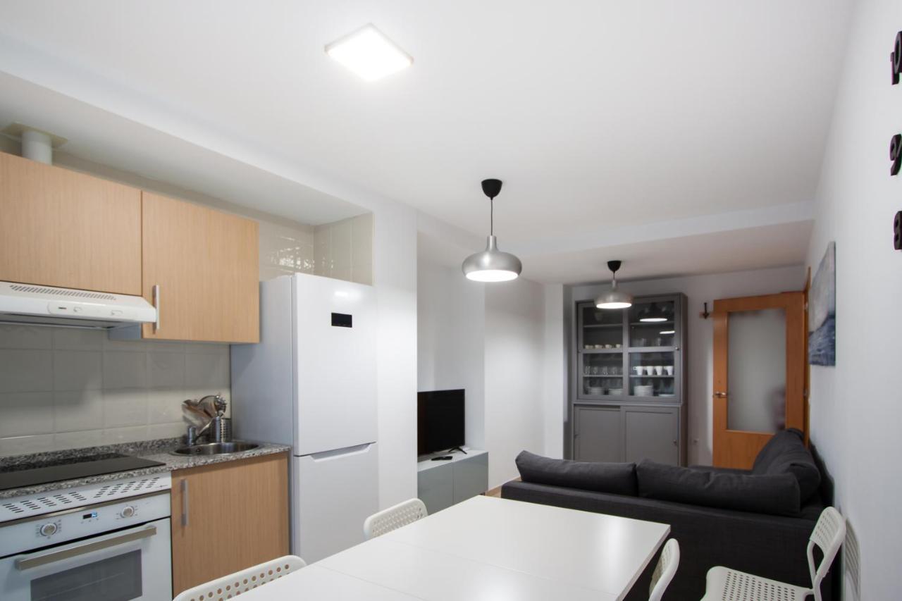 Esguil, apartamento con piscina, a 3 km de la playa Llanes Exterior foto