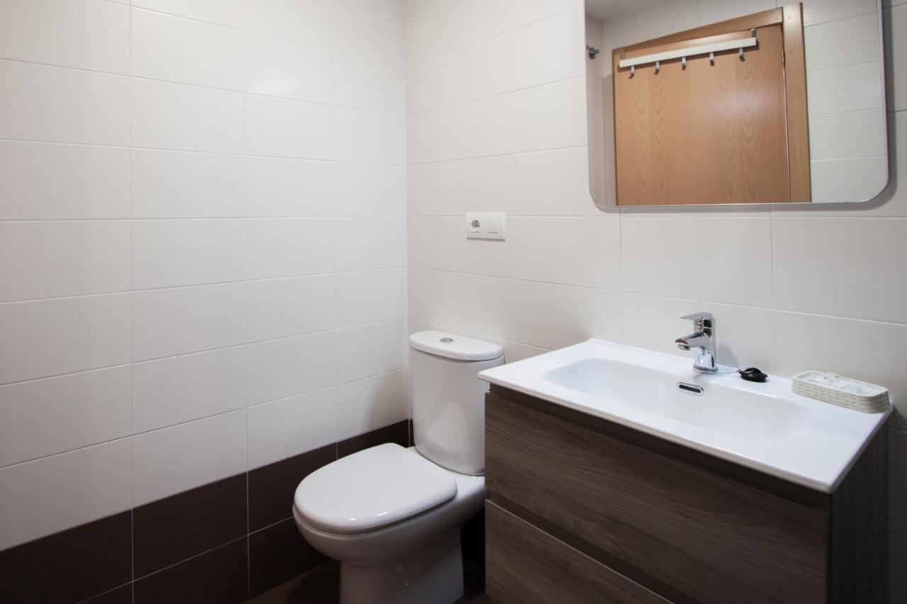 Esguil, apartamento con piscina, a 3 km de la playa Llanes Exterior foto