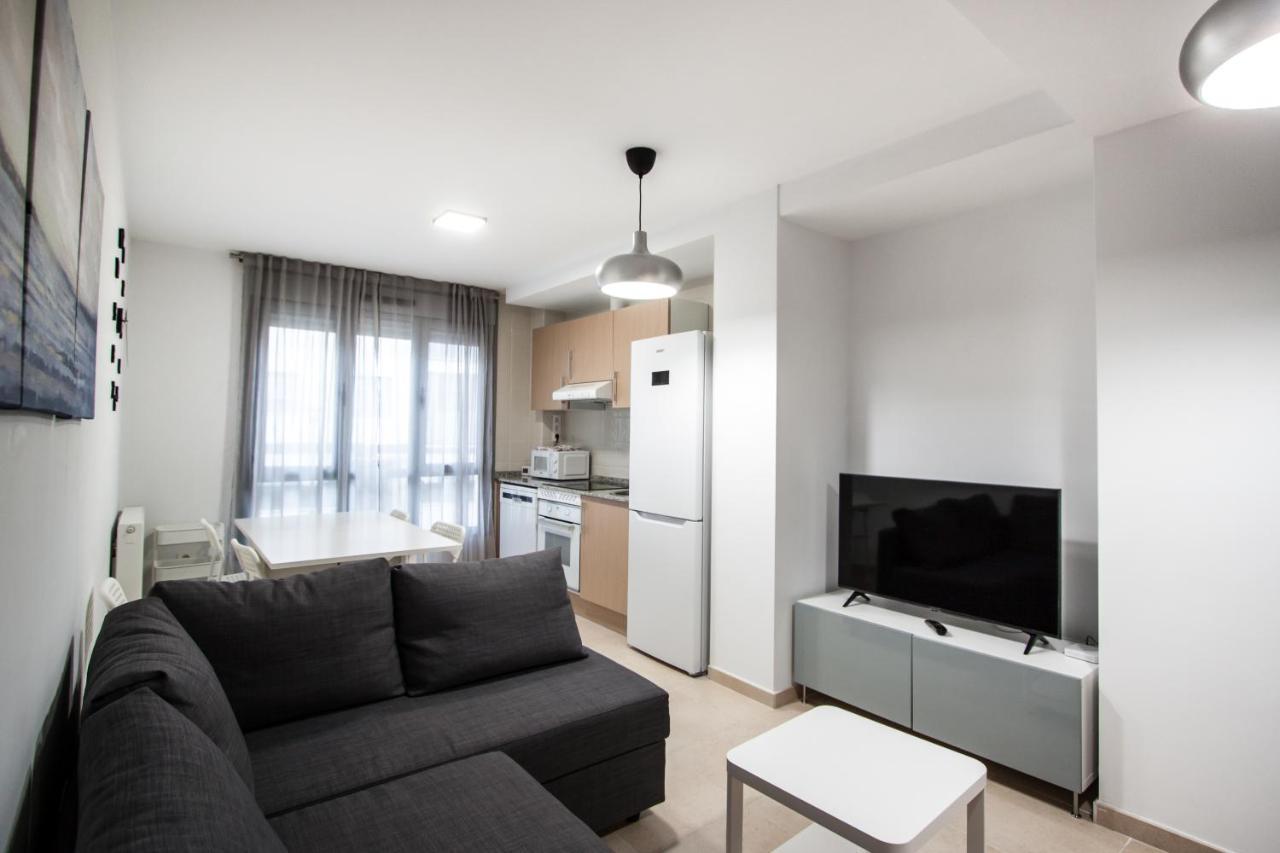 Esguil, apartamento con piscina, a 3 km de la playa Llanes Exterior foto