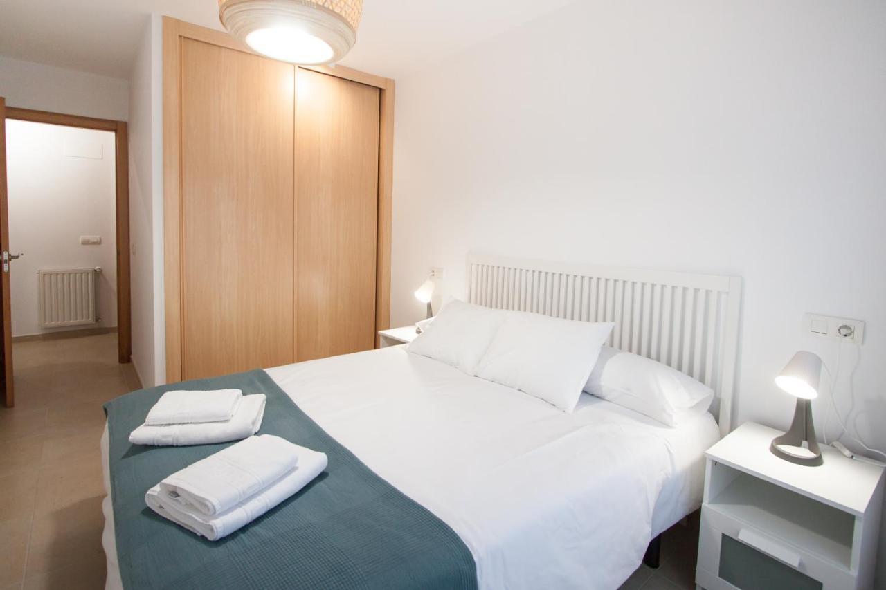 Esguil, apartamento con piscina, a 3 km de la playa Llanes Exterior foto